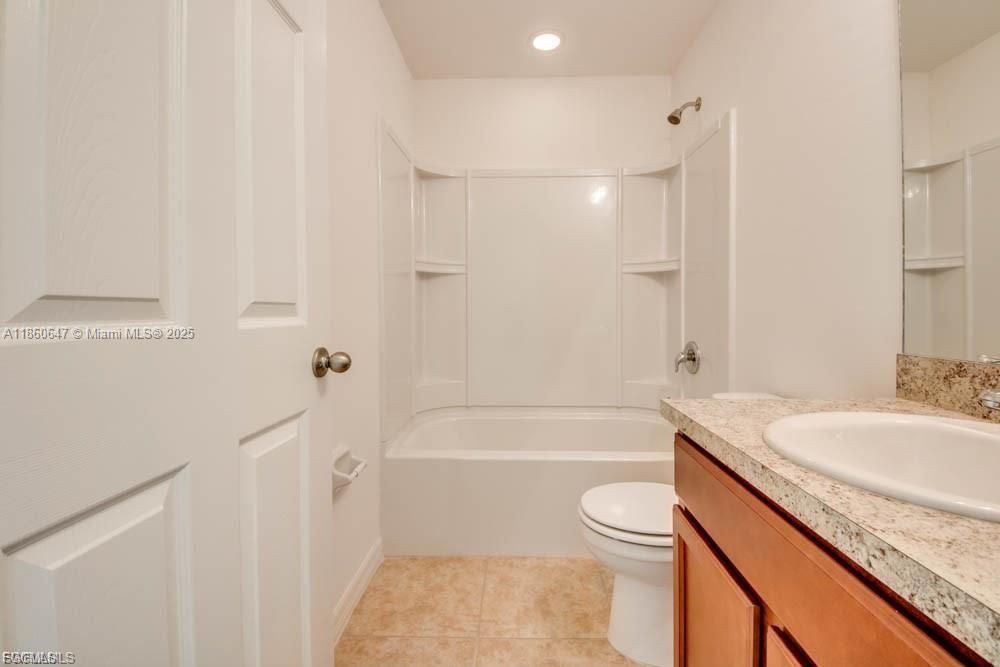 待售: $300,000 (3 贝兹, 2 浴室, 0 平方英尺)