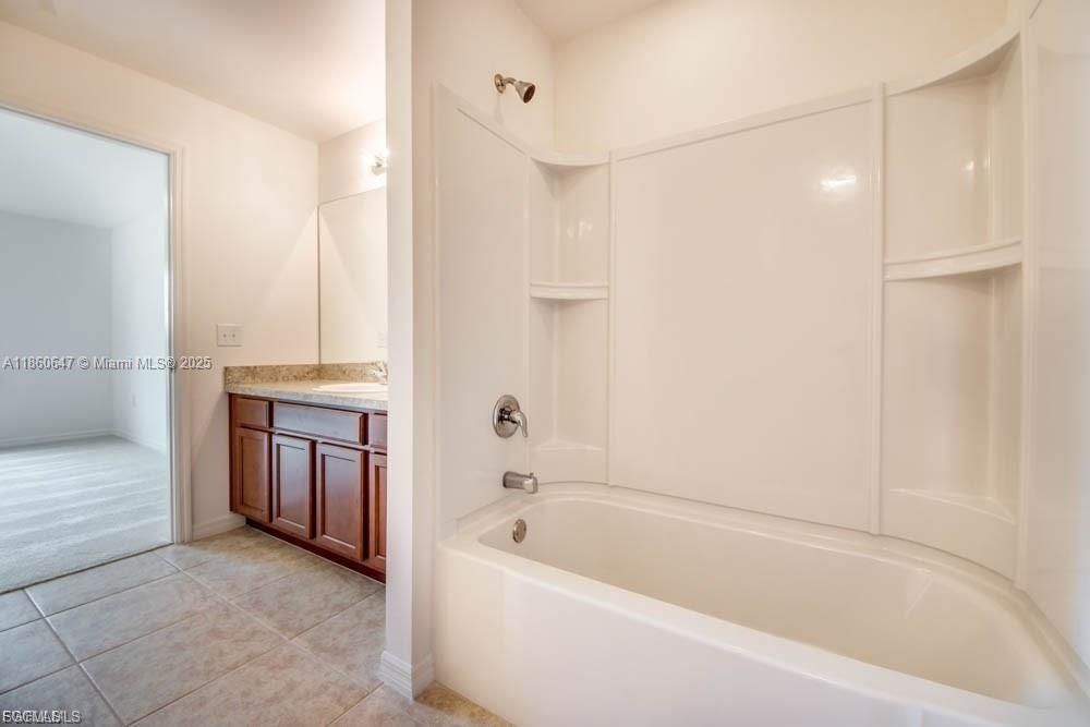 待售: $300,000 (3 贝兹, 2 浴室, 0 平方英尺)