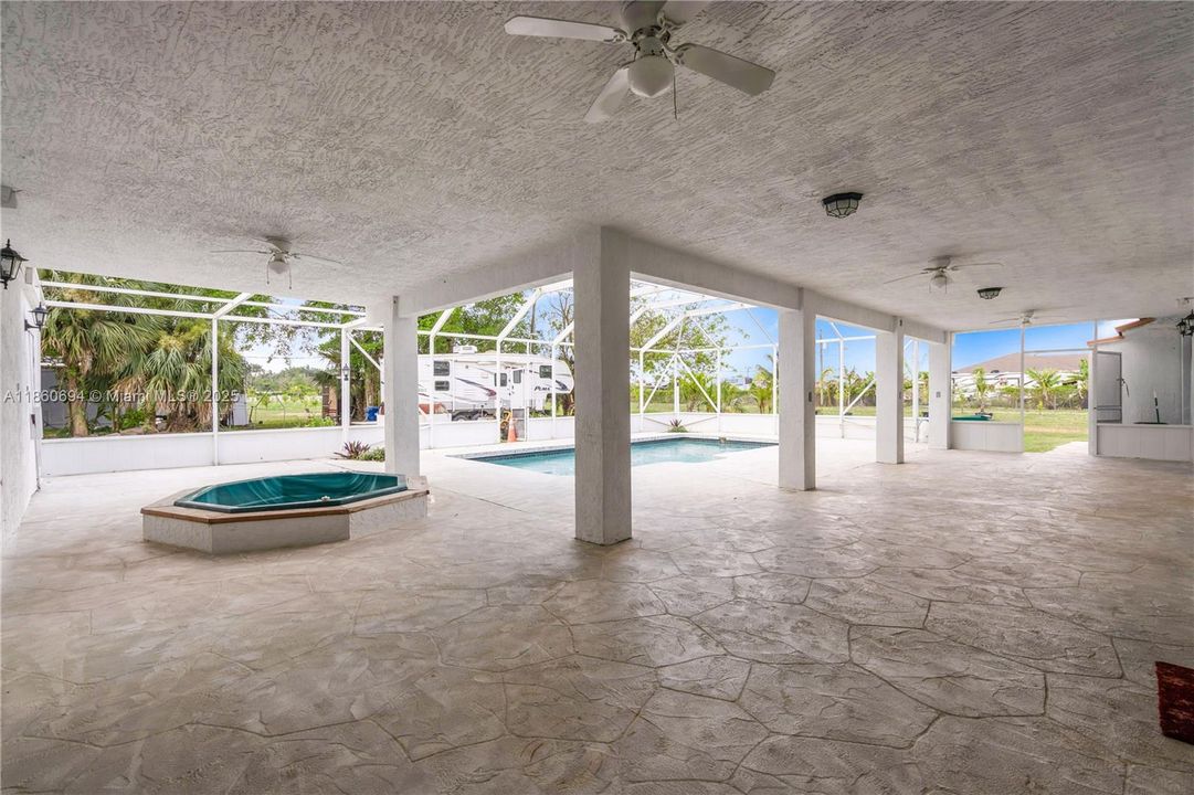 For Sale: $1,599,900 (4 beds, 2 baths, 2698 Square Feet)