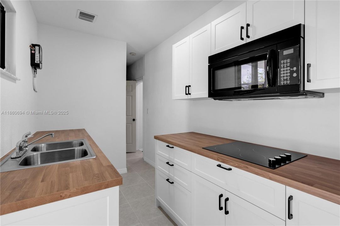 For Sale: $1,599,900 (4 beds, 2 baths, 2698 Square Feet)