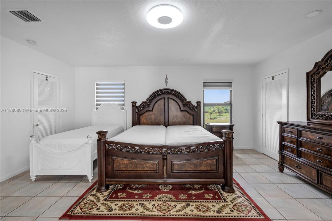 For Sale: $1,599,900 (4 beds, 2 baths, 2698 Square Feet)