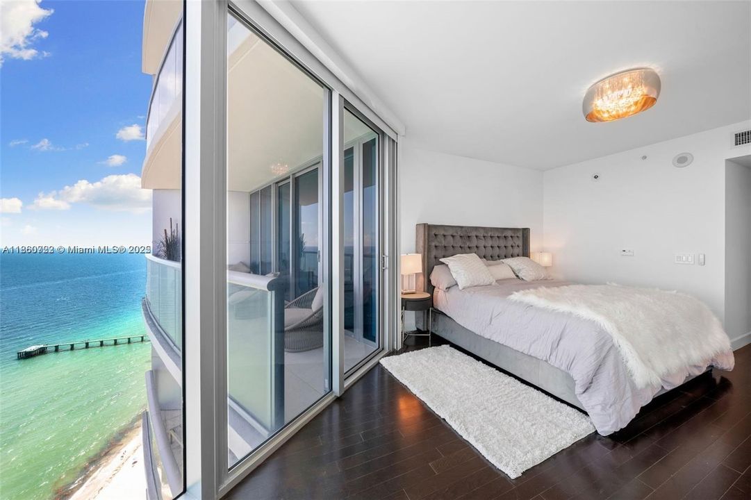 Active With Contract: $13,000 (3 beds, 3 baths, 1927 Square Feet)