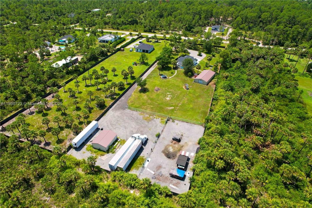 For Sale: $599,900 (2 beds, 2 baths, 1672 Square Feet)