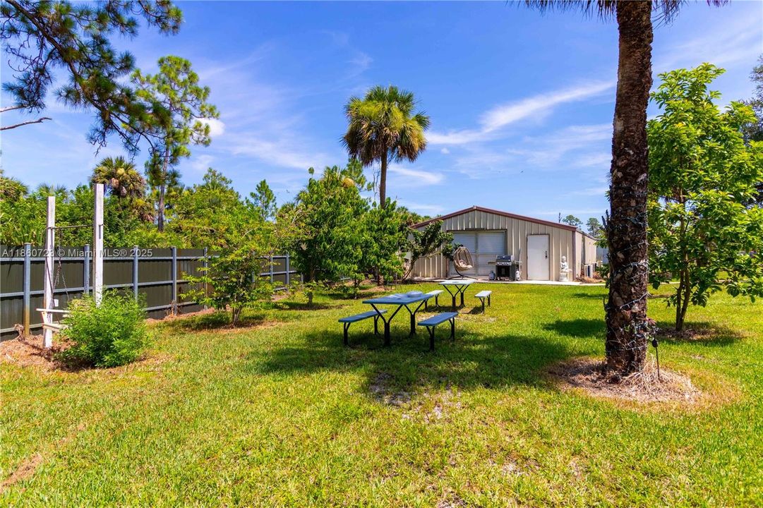 For Sale: $599,900 (2 beds, 2 baths, 1672 Square Feet)