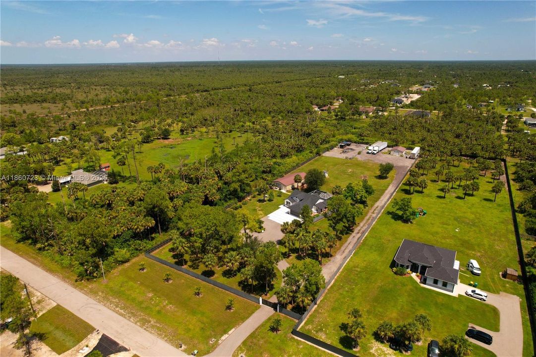 For Sale: $599,900 (2 beds, 2 baths, 1672 Square Feet)