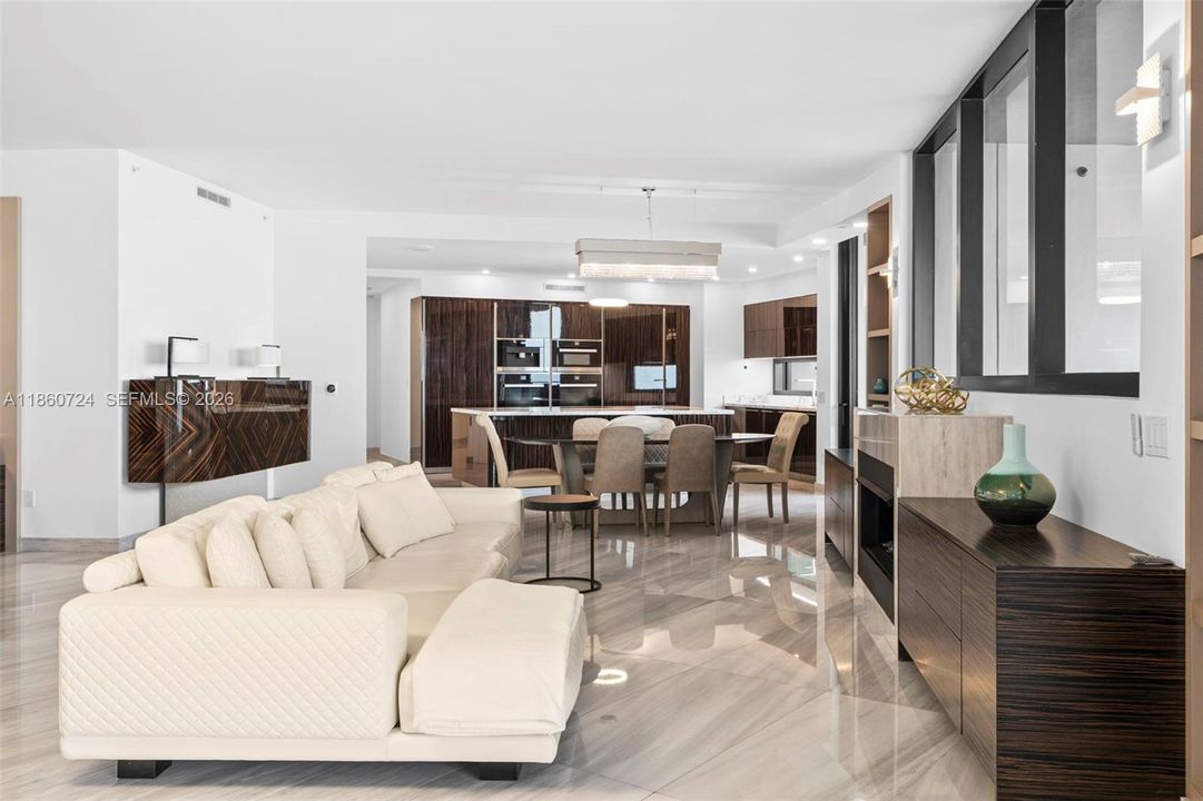 Недавно арендовано: $27,500 (4 спален, 4 ванн, 4154 Квадратных фут)