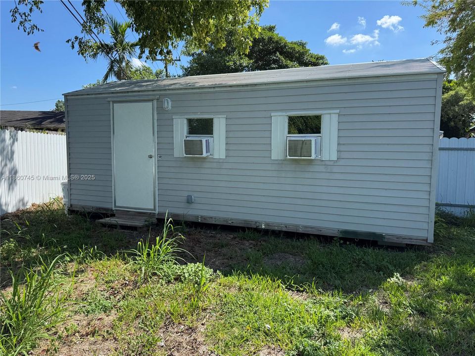 En Renta: $1,100 (1 camas, 1 baños, 912 Pies cuadrados)