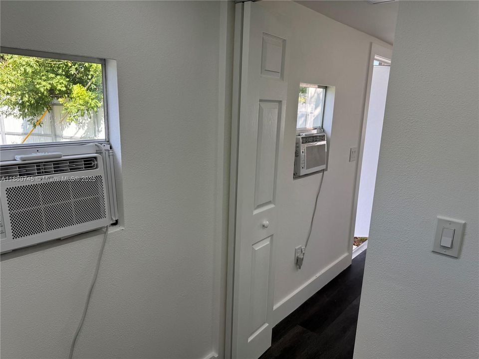 En Renta: $1,100 (1 camas, 1 baños, 912 Pies cuadrados)