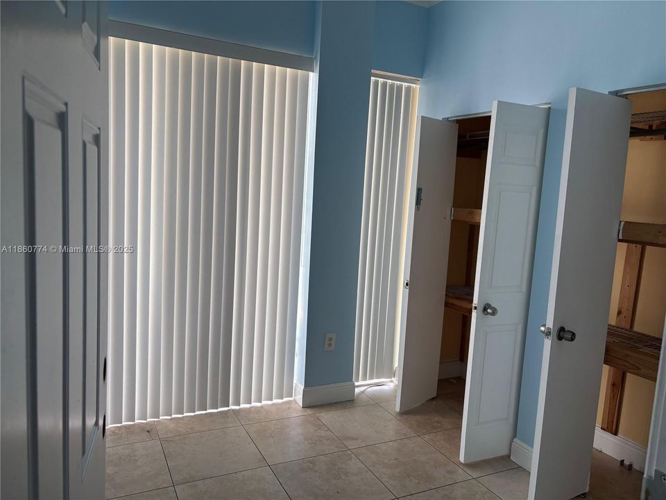 En Renta: $20 (0 camas, 0 baños, 0 Pies cuadrados)