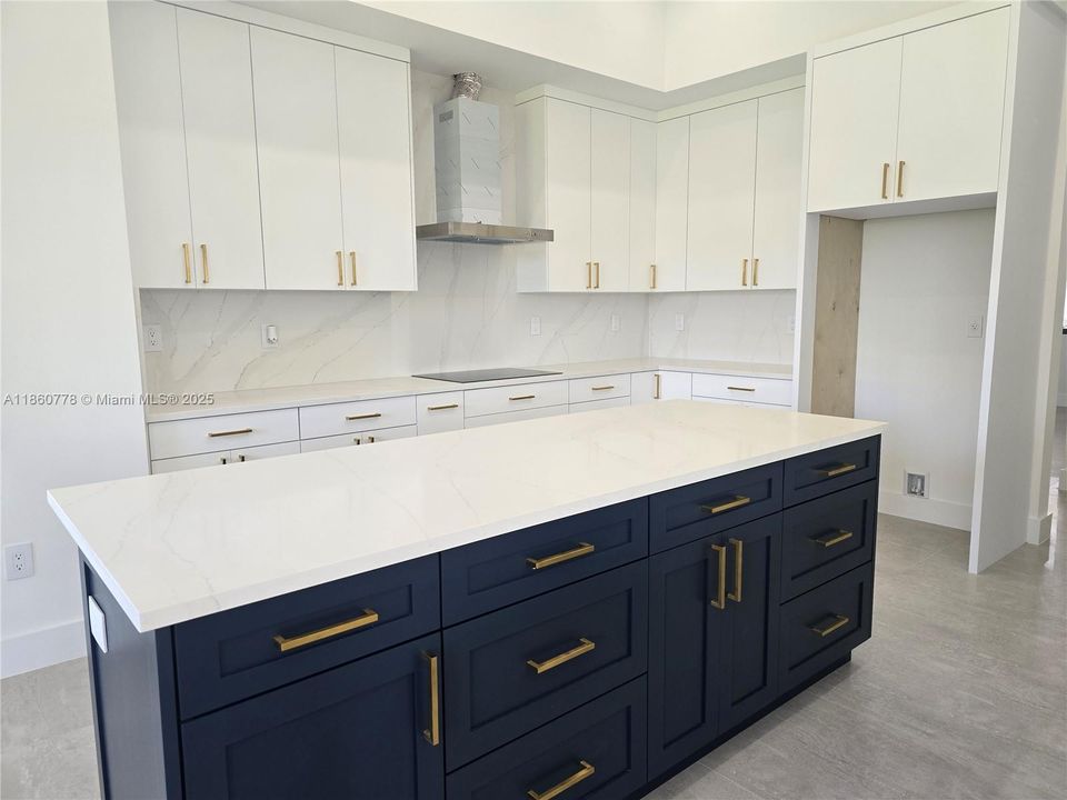Recently Sold: $1,495,000 (5 beds, 4 baths, 3328 Square Feet)