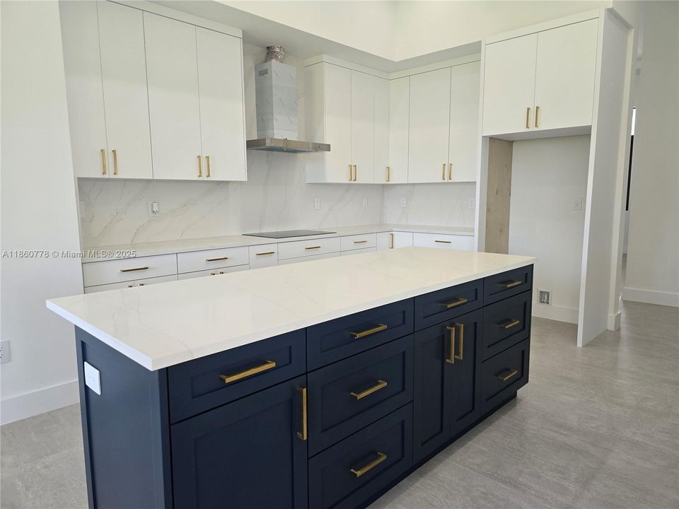 Recently Sold: $1,495,000 (5 beds, 4 baths, 3328 Square Feet)