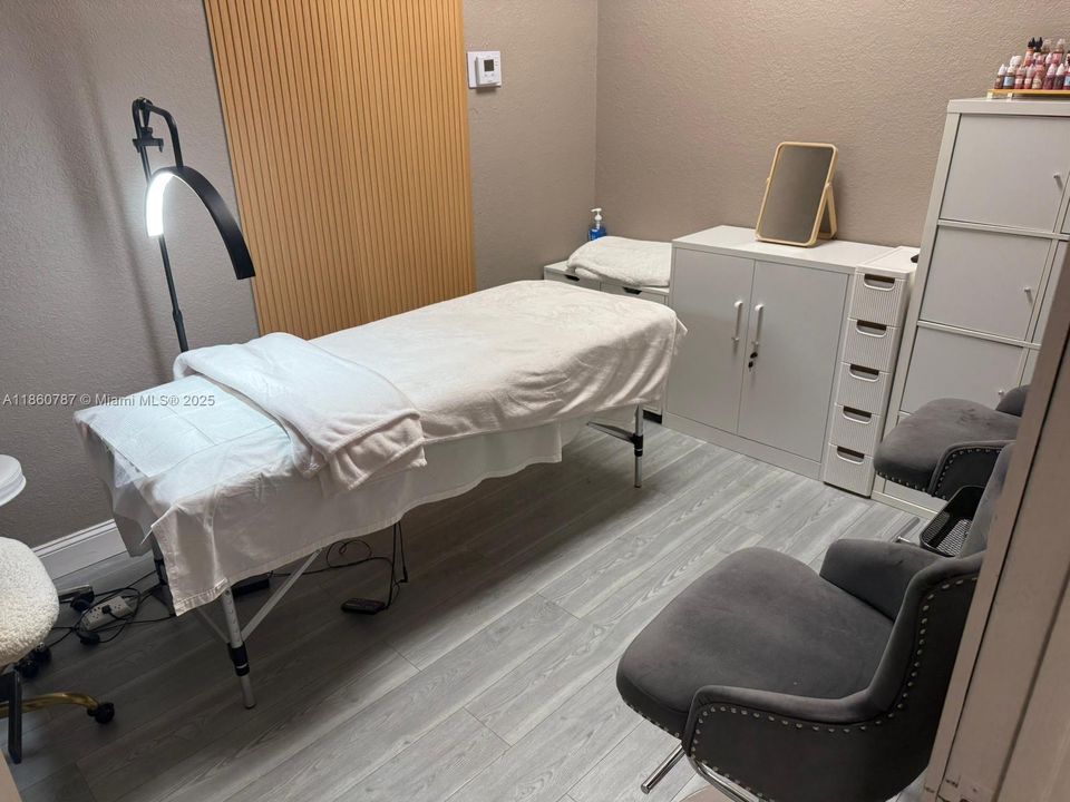 待售: $158,000 (0 贝兹, 0 浴室, 0 平方英尺)