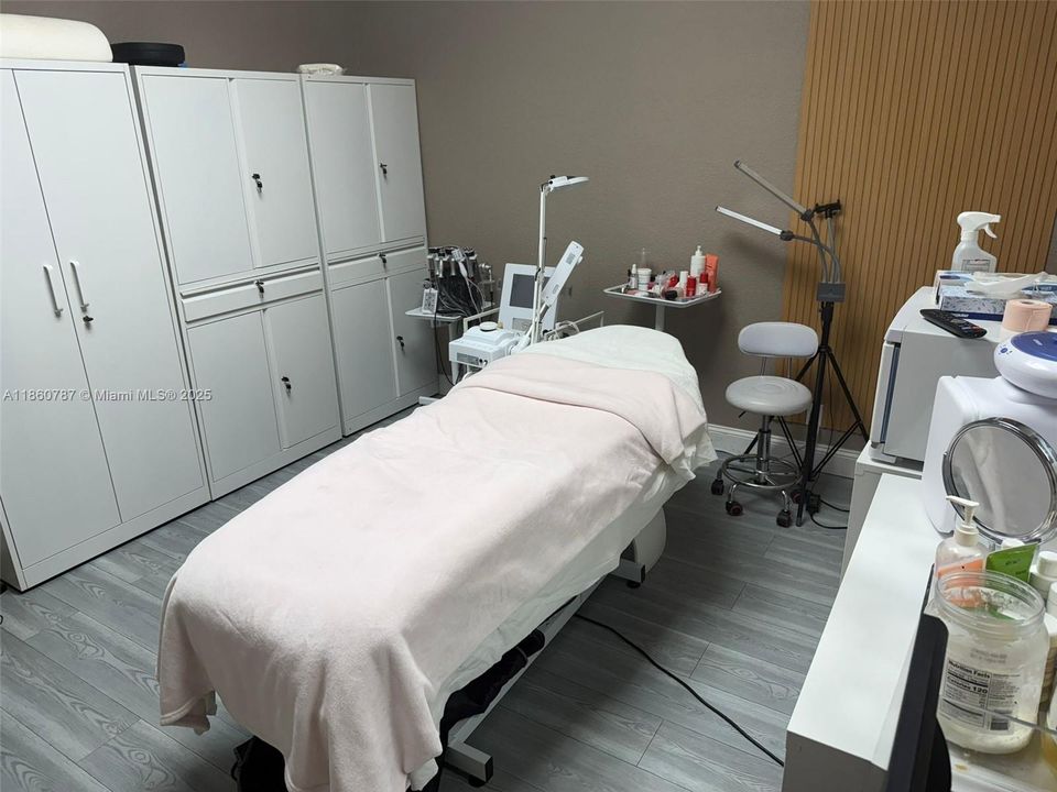 待售: $158,000 (0 贝兹, 0 浴室, 0 平方英尺)