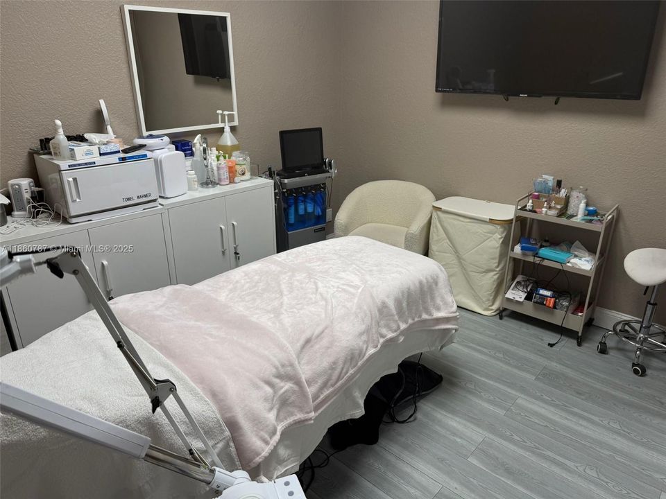 待售: $158,000 (0 贝兹, 0 浴室, 0 平方英尺)