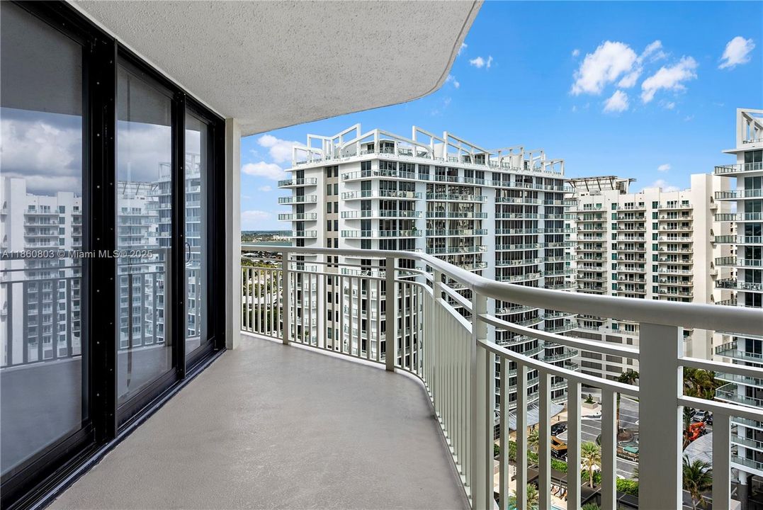 For Rent: $8,500 (2 beds, 2 baths, 1488 Square Feet)