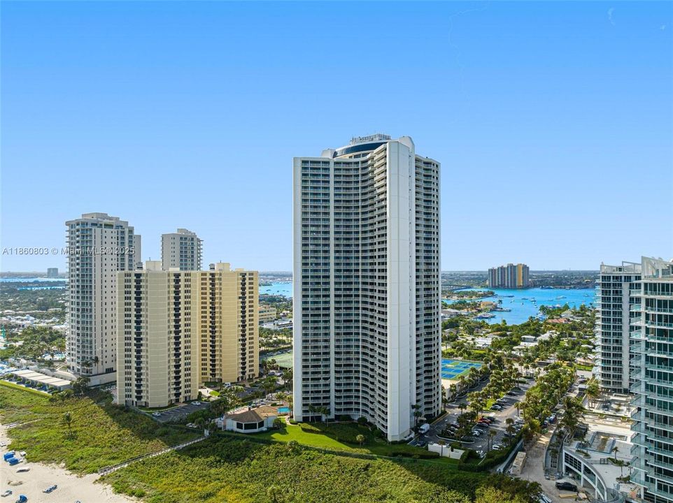 For Rent: $8,500 (2 beds, 2 baths, 1488 Square Feet)