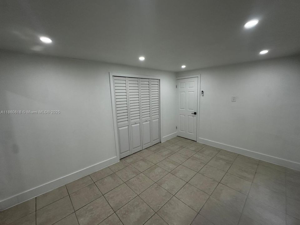 Recientemente alquilado: $2,000 (1 camas, 1 baños, 1626 Pies cuadrados)