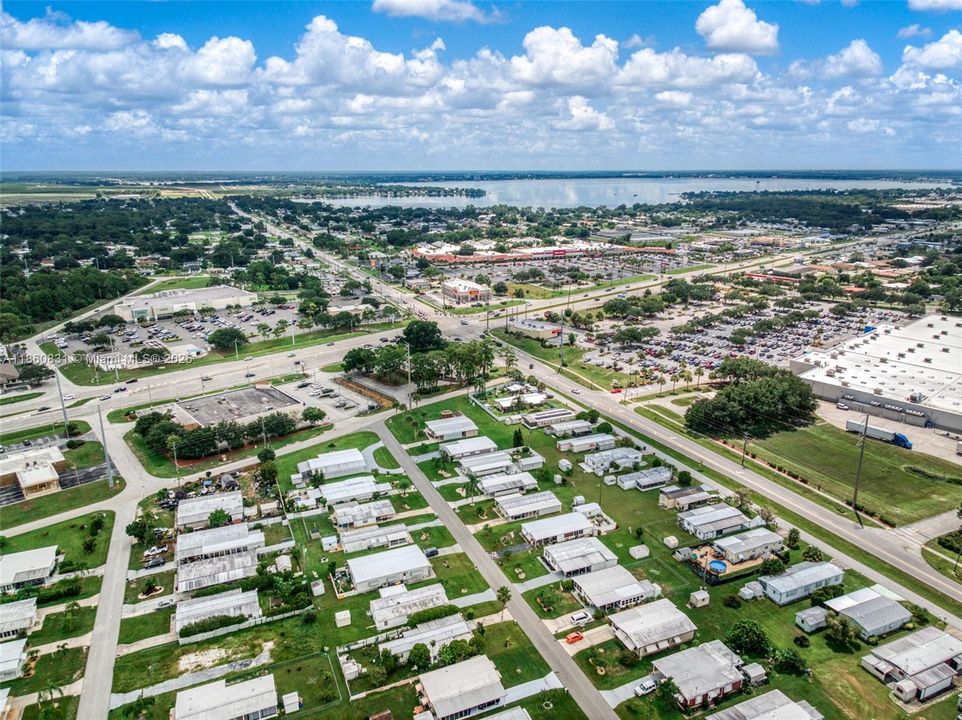 最近售出: $90,000 (2 贝兹, 1 浴室, 672 平方英尺)