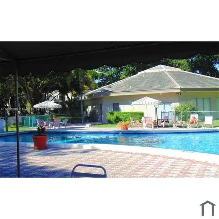 En Renta: $1,425 (1 camas, 1 baños, 705 Pies cuadrados)