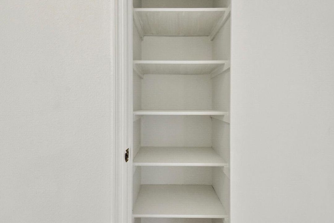 Lenin Closet