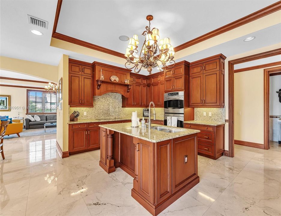 For Sale: $3,299,000 (5 beds, 4 baths, 5373 Square Feet)