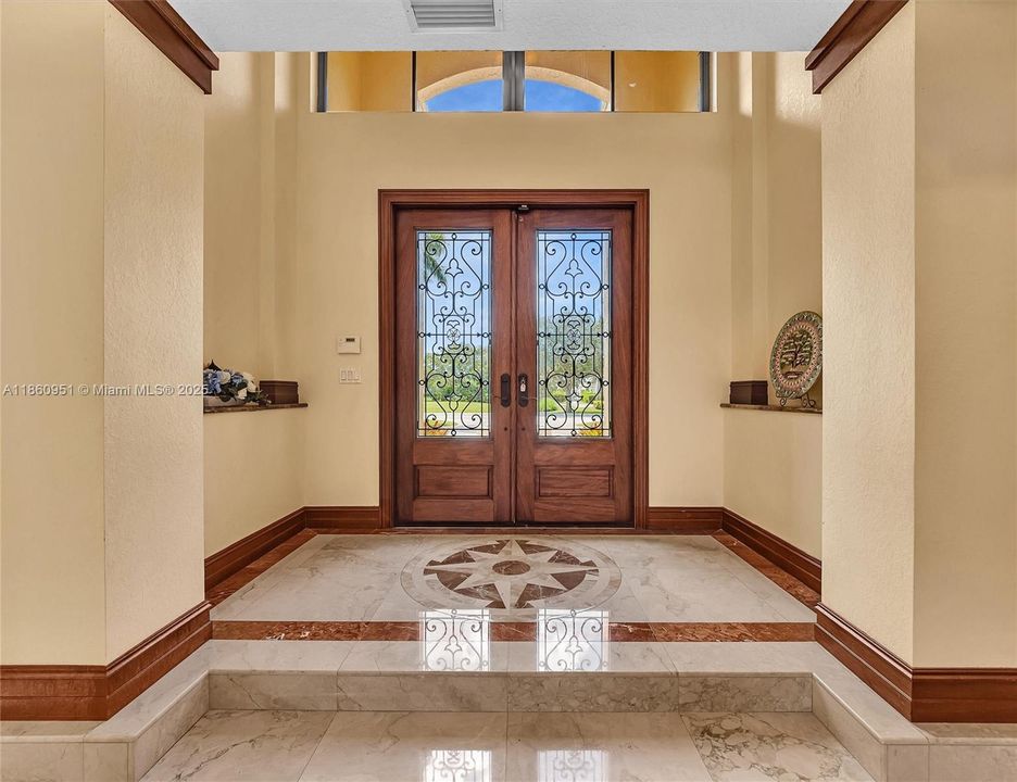 For Sale: $3,299,000 (5 beds, 4 baths, 5373 Square Feet)