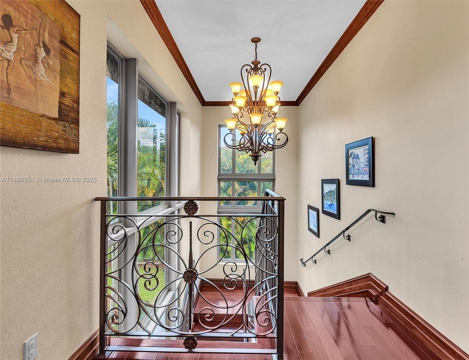 For Sale: $3,299,000 (5 beds, 4 baths, 5373 Square Feet)