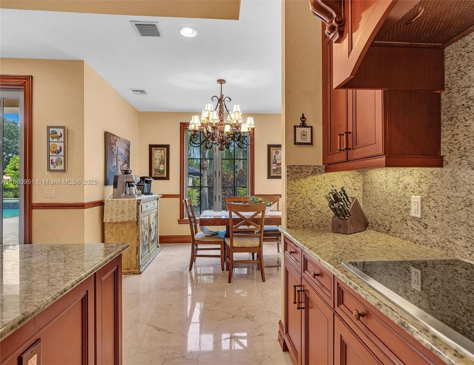 For Sale: $3,299,000 (5 beds, 4 baths, 5373 Square Feet)