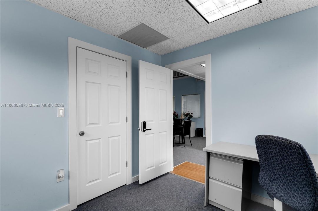 На продажу: $1,499,000 (0 спален, 0 ванн, 0 Квадратных фут)