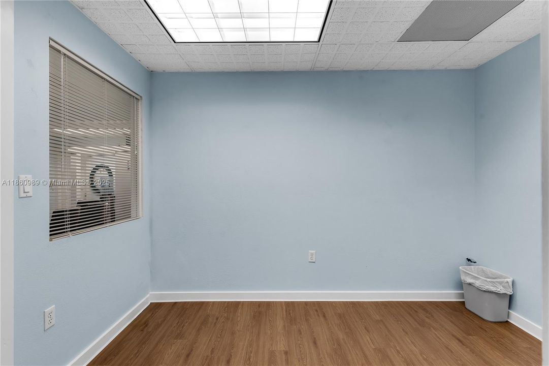 На продажу: $1,499,000 (0 спален, 0 ванн, 0 Квадратных фут)