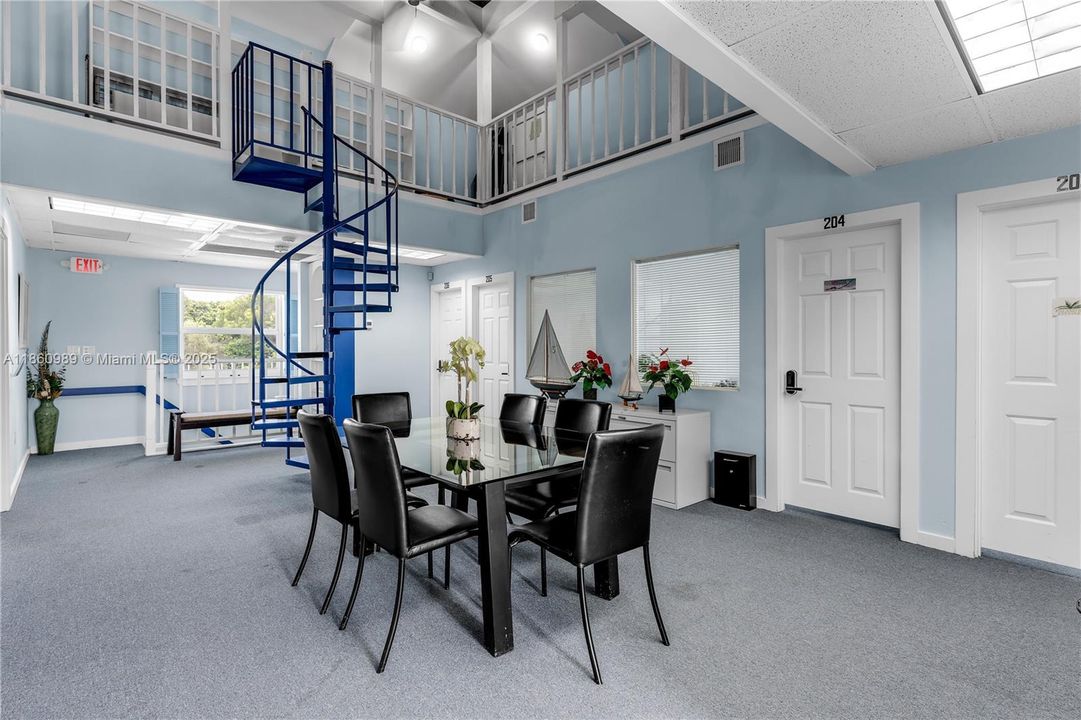 На продажу: $1,499,000 (0 спален, 0 ванн, 0 Квадратных фут)