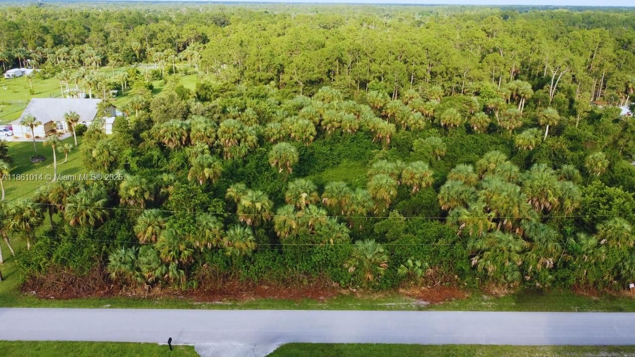 На продажу: $799,900 (5.00 acres)