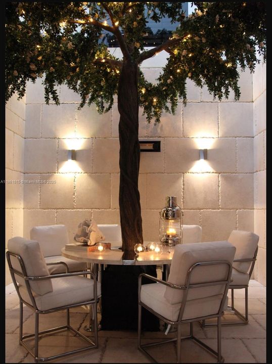 Activo con contrato: $20,000 (4 camas, 4 baños, 3994 Pies cuadrados)