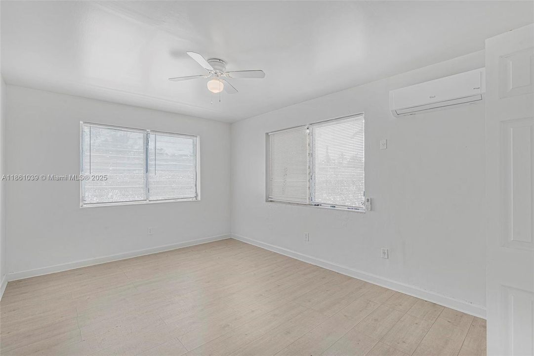 For Sale: $1,599,000 (0 beds, 0 baths, 4429 Square Feet)