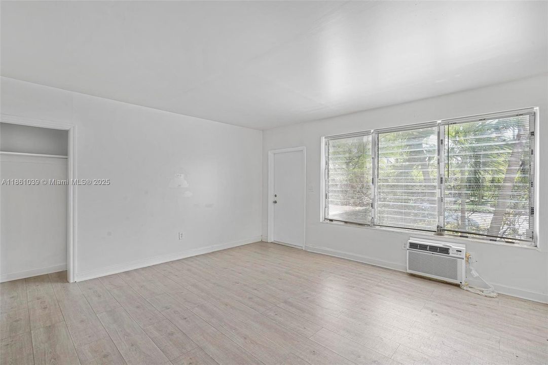 For Sale: $1,599,000 (0 beds, 0 baths, 4429 Square Feet)