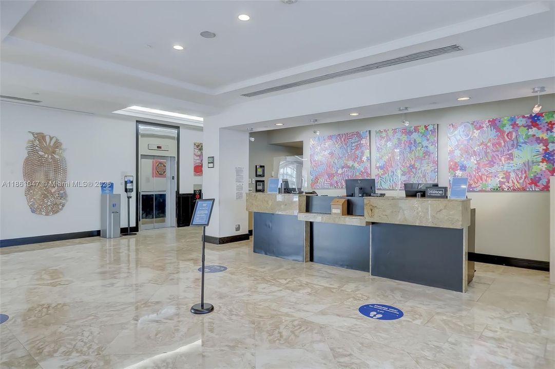 For Sale: $135,000 (1 beds, 1 baths, 591 Square Feet)