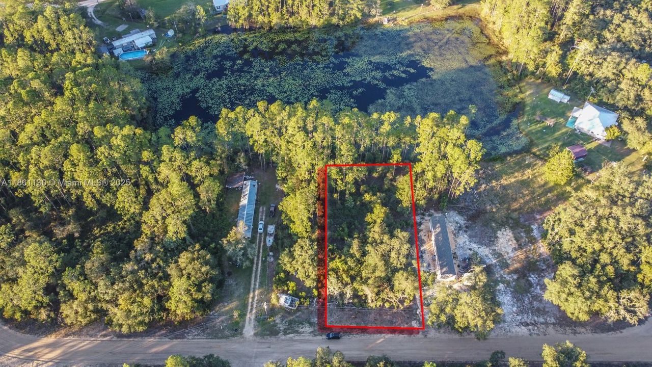 待售: $15,000 (0.24 acres)