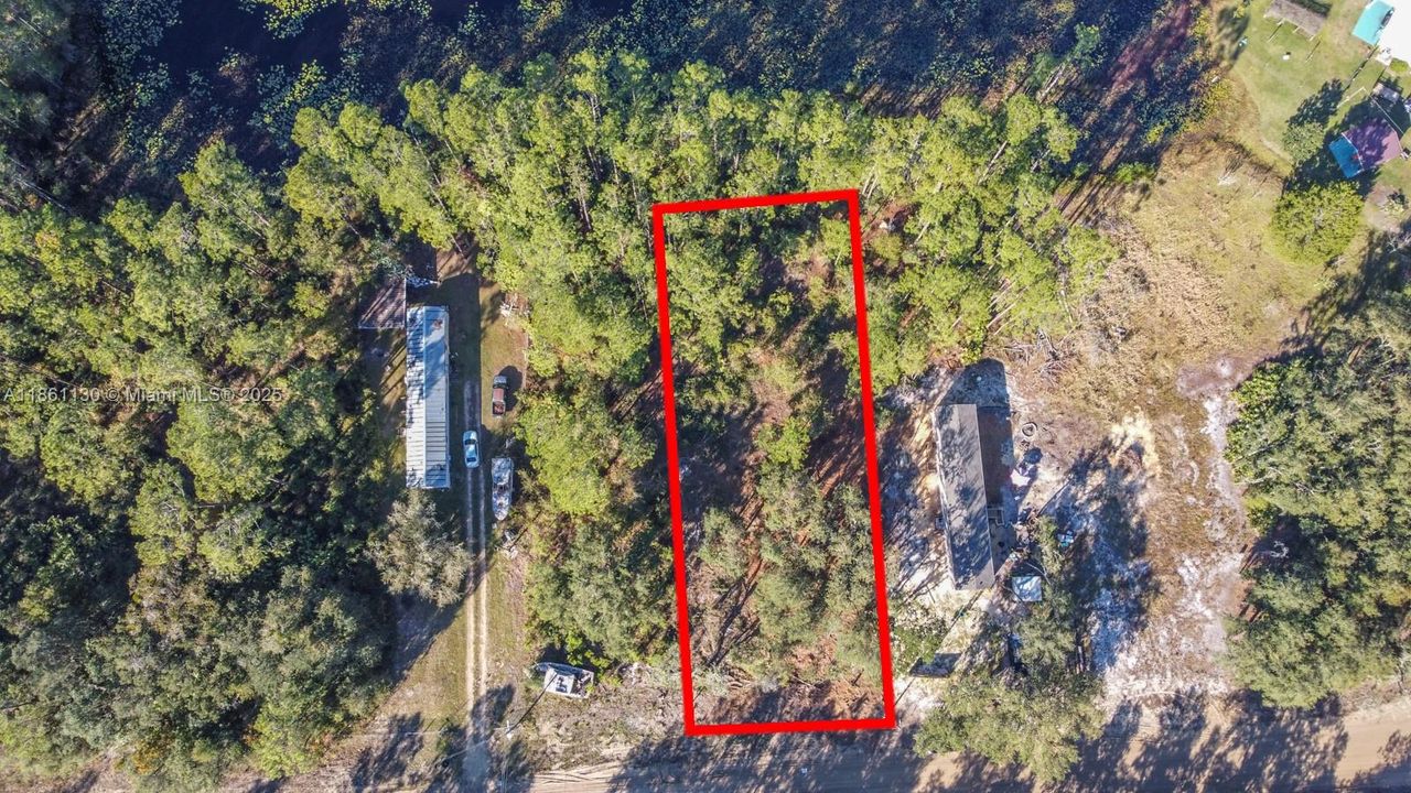 待售: $15,000 (0.24 acres)