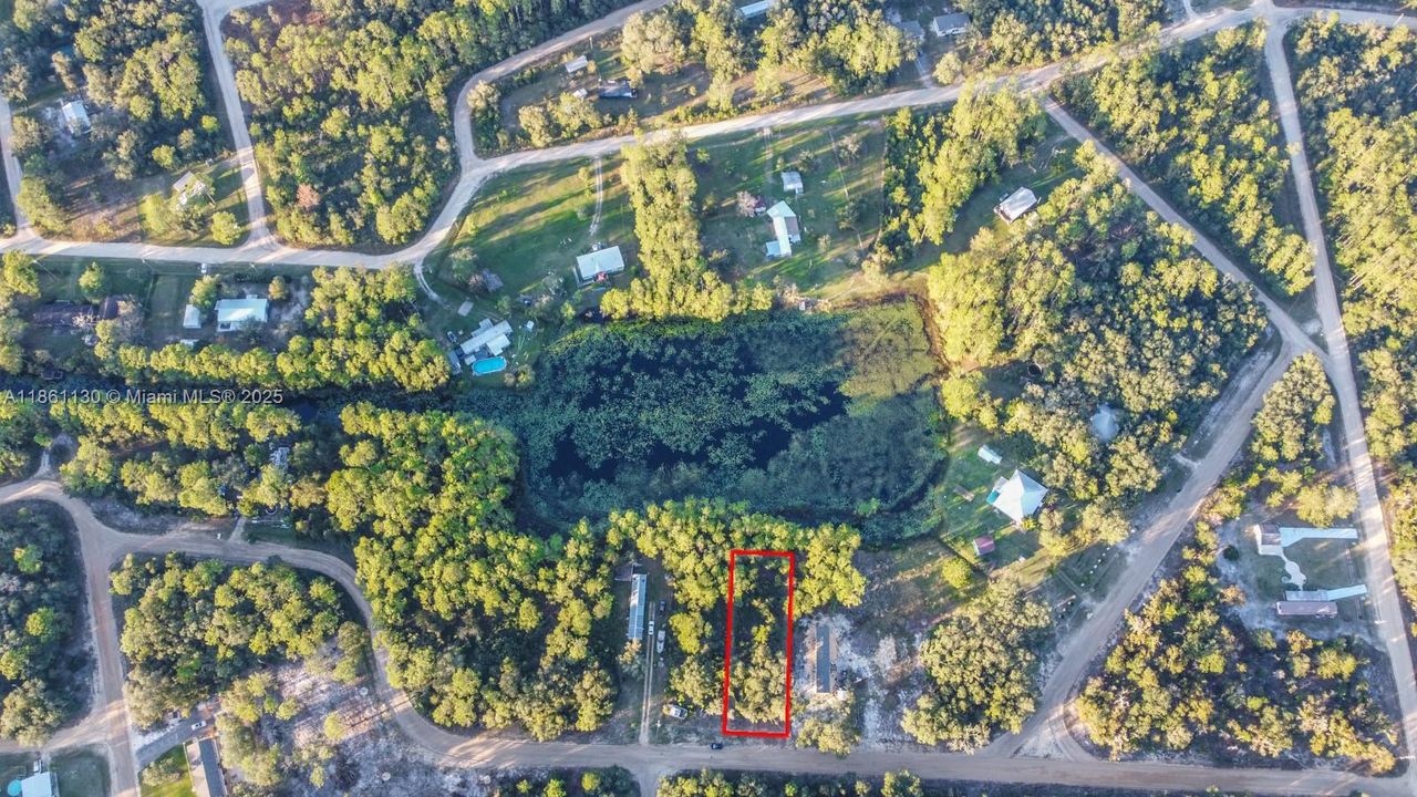 待售: $15,000 (0.24 acres)
