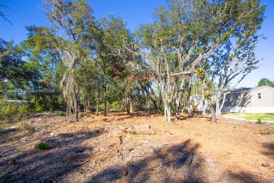 待售: $15,000 (0.24 acres)