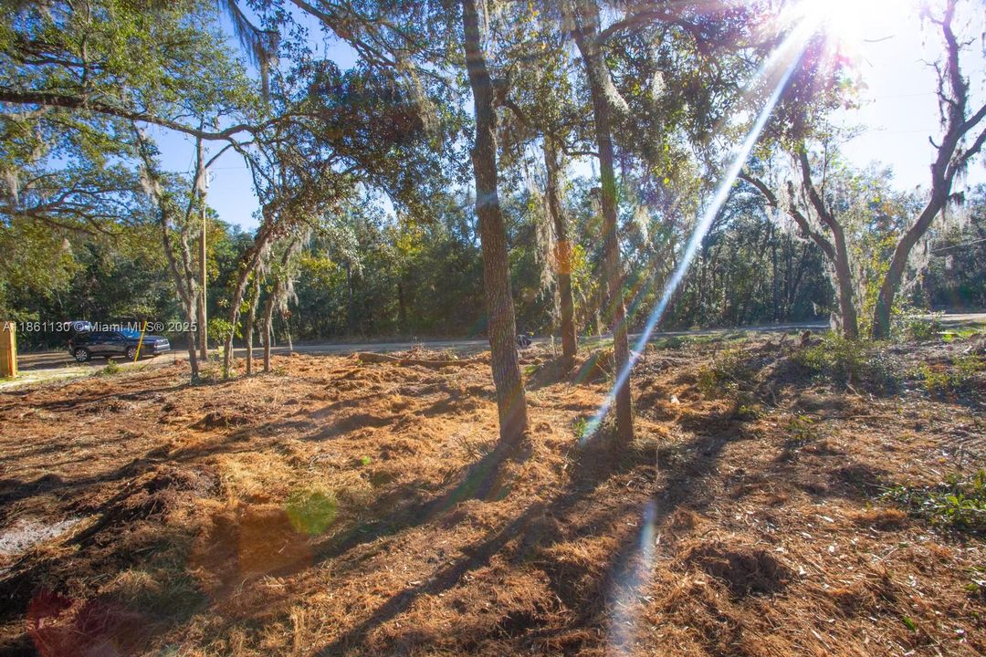 待售: $15,000 (0.24 acres)