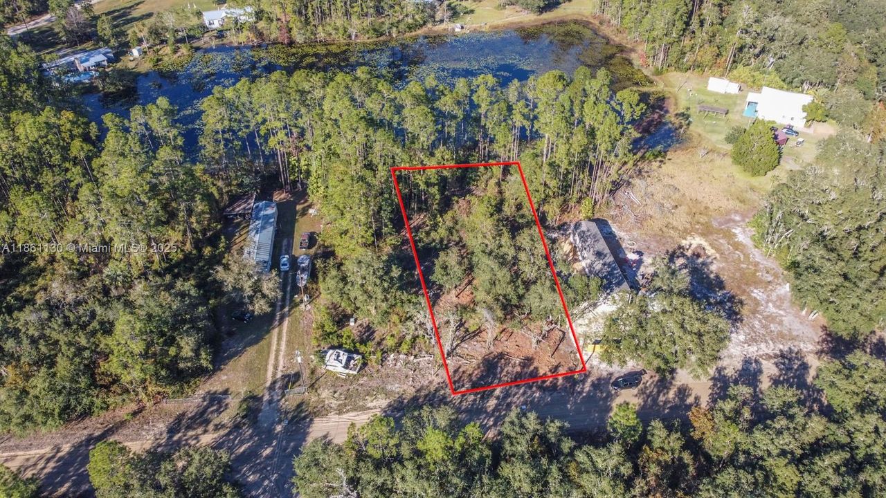 待售: $15,000 (0.24 acres)