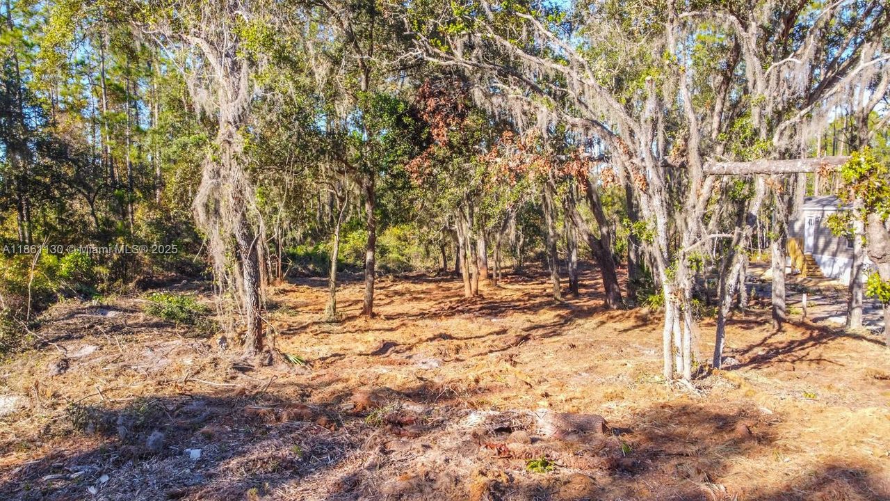 待售: $15,000 (0.24 acres)