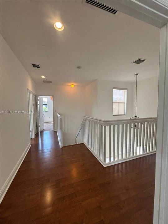 Active With Contract: $4,999 (4 beds, 3 baths, 3010 Square Feet)