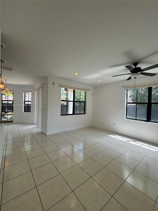 Active With Contract: $4,999 (4 beds, 3 baths, 3010 Square Feet)