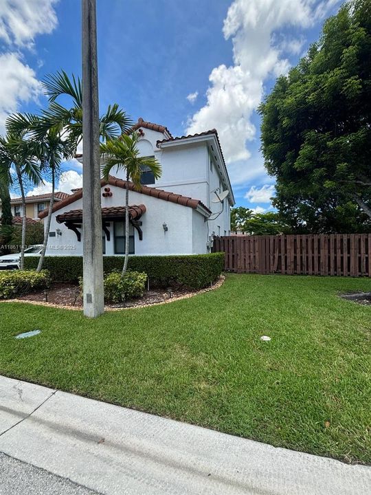 Active With Contract: $4,999 (4 beds, 3 baths, 3010 Square Feet)