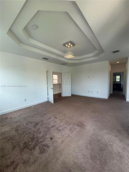 Active With Contract: $4,999 (4 beds, 3 baths, 3010 Square Feet)