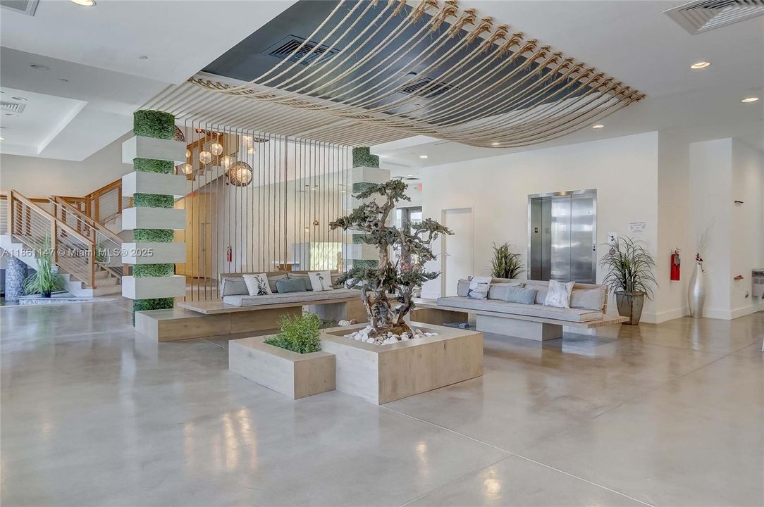 For Rent: $5,250 (3 beds, 2 baths, 2700 Square Feet)