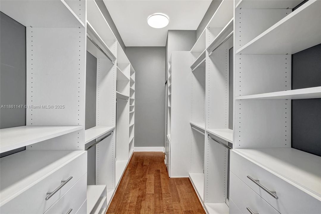 HUGE primary walk in closet