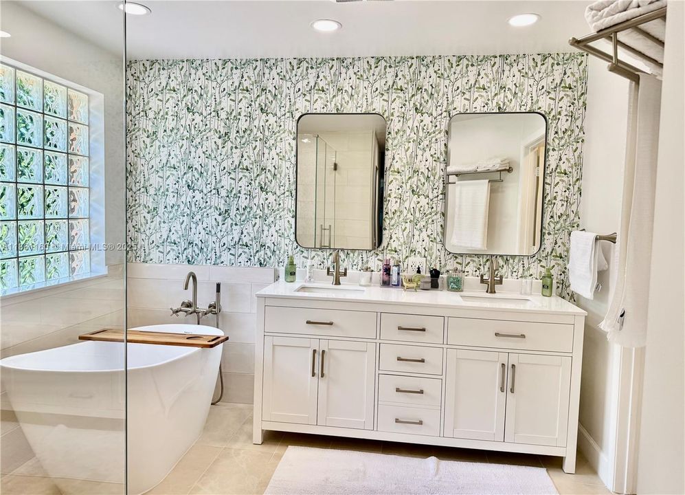 Active With Contract: $1,125,000 (4 beds, 2 baths, 3057 Square Feet)